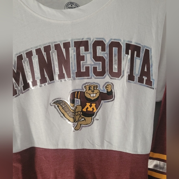 Rivalry Threads NWT Minnesota Golden Gophers Womens Long Sleeve Shirt - Picture 2 of 5